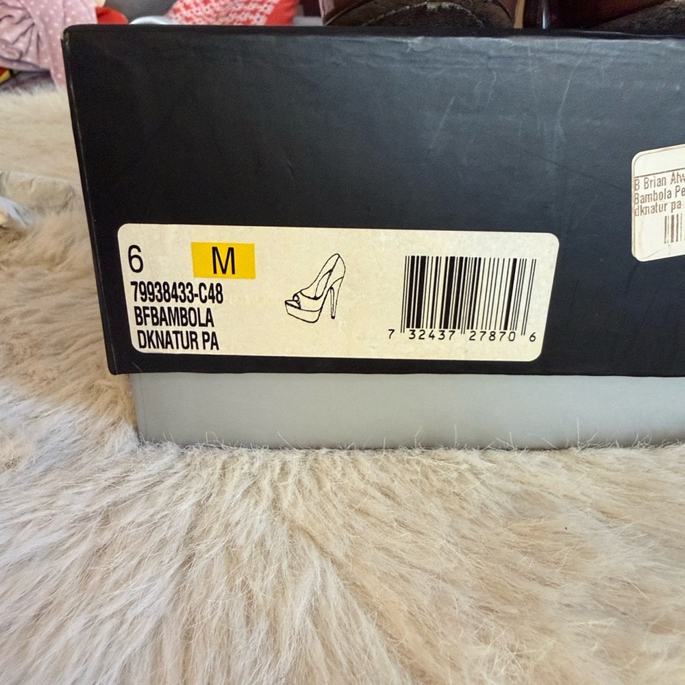 Brian Atwood Glossy Brown Platform Heels - Picture 10 of 12